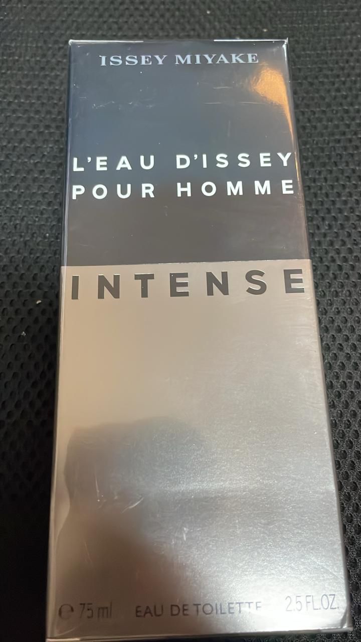 L’Eau D’Issey pour Homme Intense