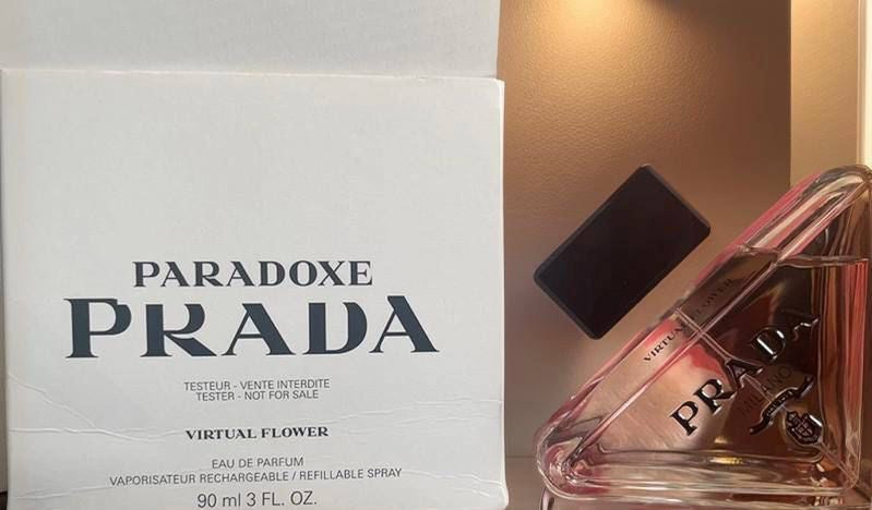 Prada Paradoxe Virtual Flower